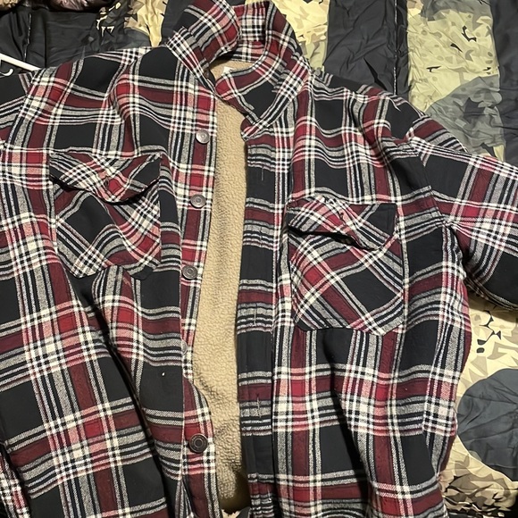 Wrangler Sherpa lined flannel jacket - Picture 2 of 3